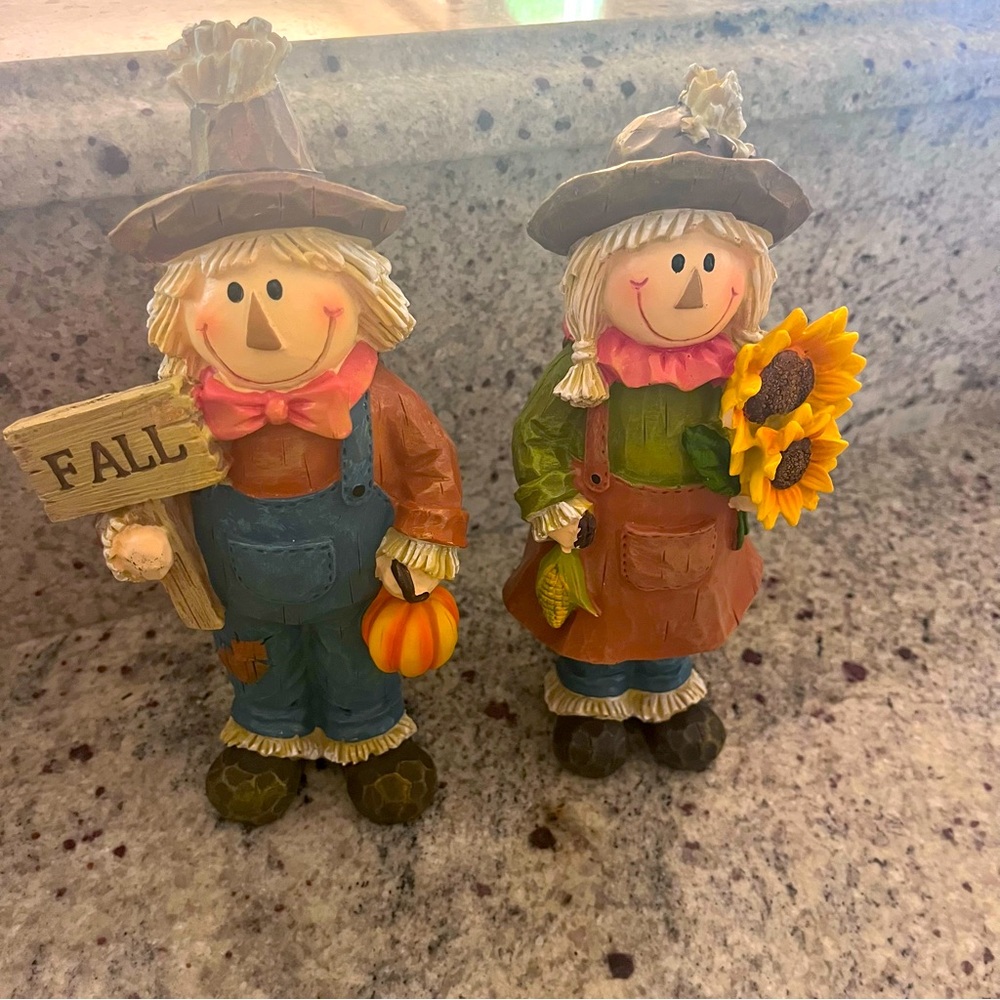 Scarecrow couple